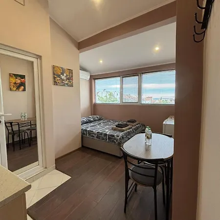 Grand Sea Garden - Center *